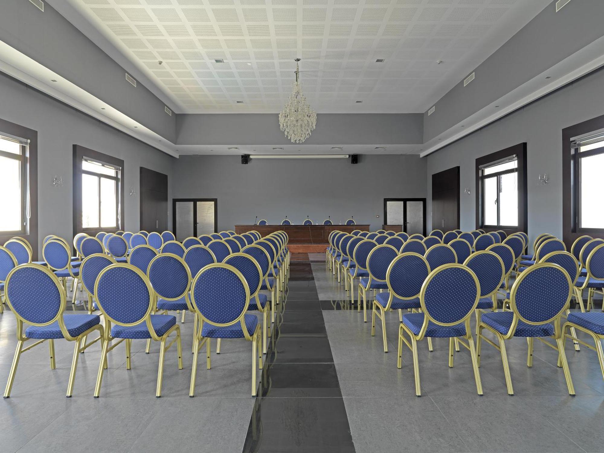 Terminus City Center Ucda Dış mekan fotoğraf